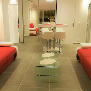 Appartement Sas Meredith Location Centre-ville, Cannes